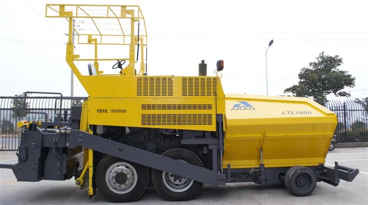 Asphaltfertigermaschine